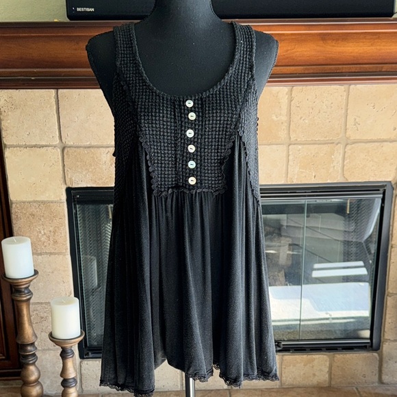 POL Black Sleeveless Babydoll Top - Picture 1 of 11